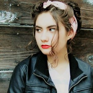 Meet your Posher, Hannah